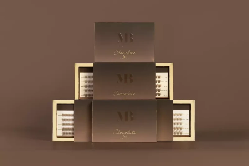 Brązowe kępki rzęs- V-Lashes Intense Chocolate, zdjęcie stylizowane