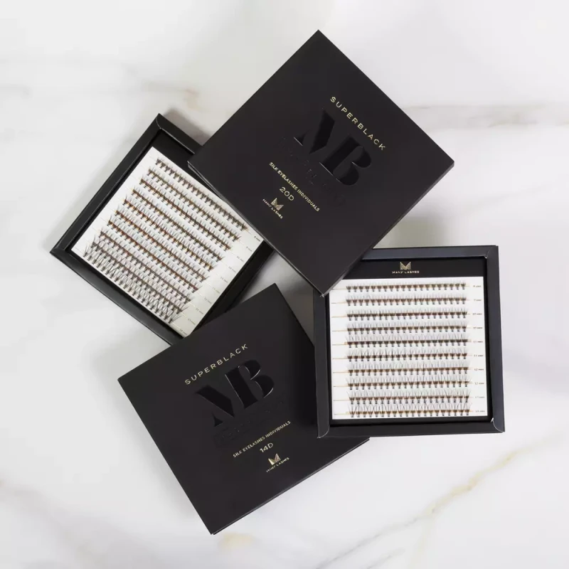 Master Box 10D Superblack | Zestaw kępek rzęs do makijażu, zdjęcie stylizowane