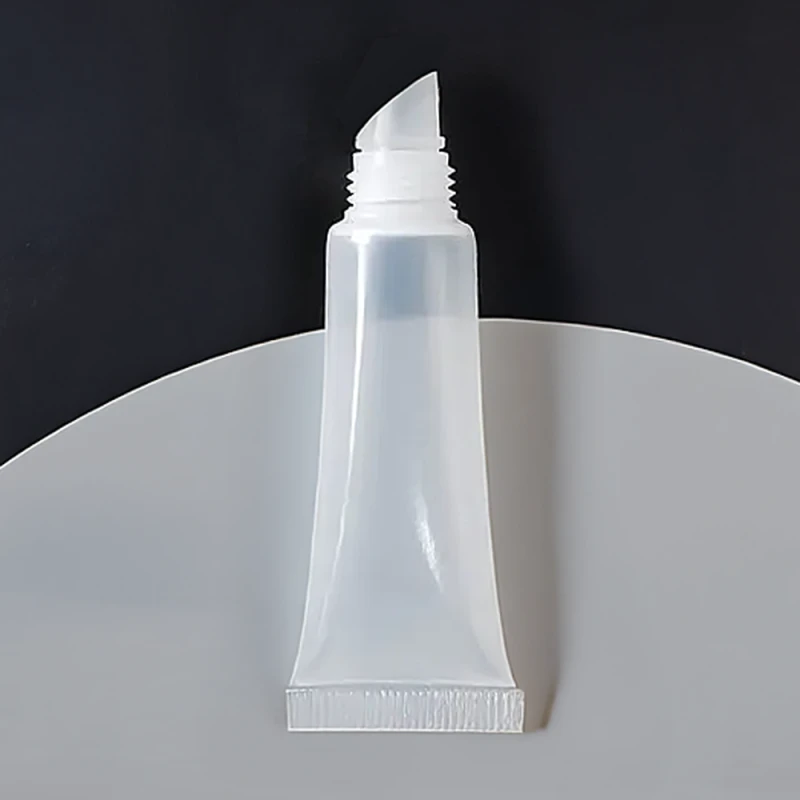Tubka kosmetyczna na błyszczyk z ukośnym aplikatorem 10 ml (2)_webp.webp