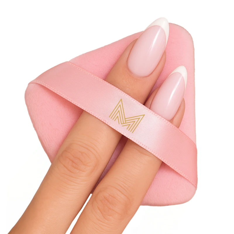 Różowa trójkątna welurowa gąbka do makijażu_puff_puszek do pudru ManyBeauty